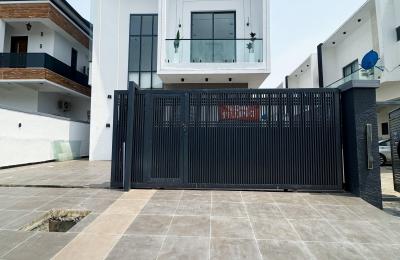 5 Bedroom Fully Detached Duplex