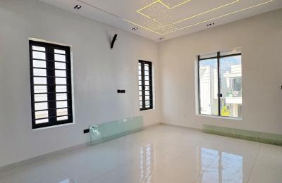 4 Bedroom Fully Detached Duplex