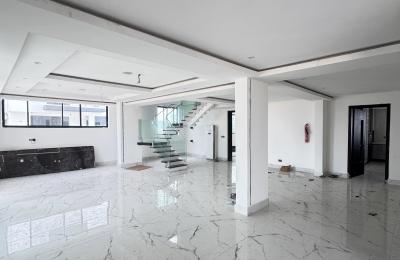 4 Bedroom Masionette