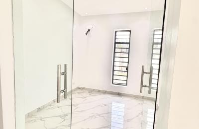 5 Bedroom Fully Detached Duplex