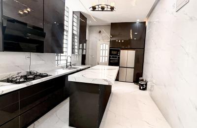 5 Bedroom Fully Detached Duplex