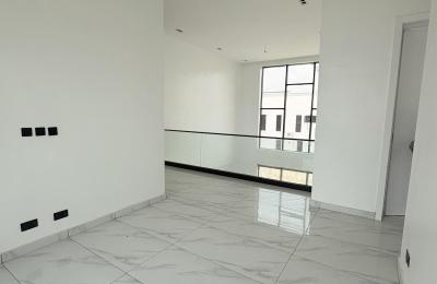 5 Bedroom Fully Detached Duplex