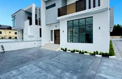 4 bedroom fully detached duplex