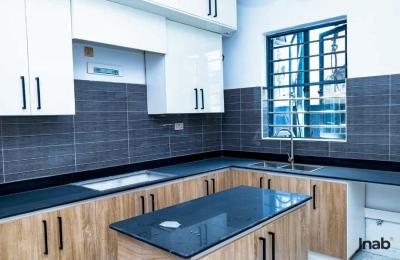5 bedroom semi-detached duplex