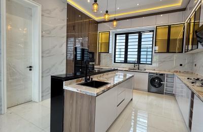 5 BEDROOM DETACHED DUPLEX
