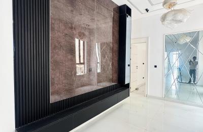 5 BEDROOM DETACHED DUPLEX WITH A SWIMMING POOL