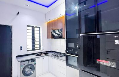 4 BEDROOM TERRACE DUPLEX