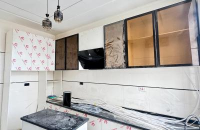 5 BEDROOM DETACHED DUPLEX