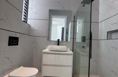 5 BEDROOM DETACHED DUPLEX
