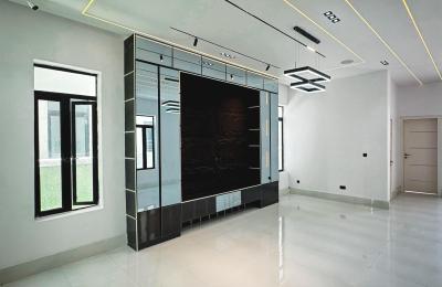 5 BEDROOM DETACHED DUPLEX WITH A SWIMMING POOL