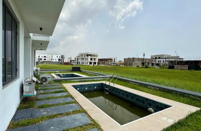 5 BEDROOM SEMI DETACHED DUPLEX