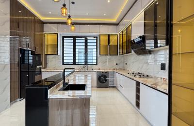 5 BEDROOM DETACHED DUPLEX