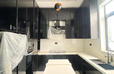 5 BEDROOM DETACHED DUPLEX WITH A SWIMMING POOL