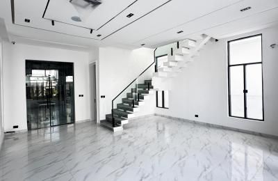 4 BEDROOM DETACHED DUPLEX WITH SWIMMING POOL FOR SALE