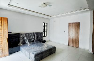 4 BEDROOM SEMI DETACHED DUPLEX