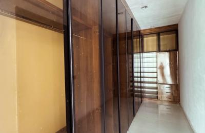 5 BEDROOM DETACHED DUPLEX WITH A SWIMMING POOL
