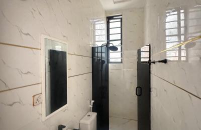 5 BEDROOM DETACHED DUPLEX