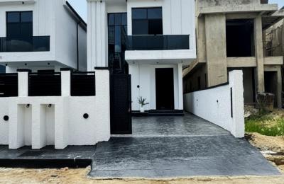 5 BEDROOM DETACHED DUPLEX