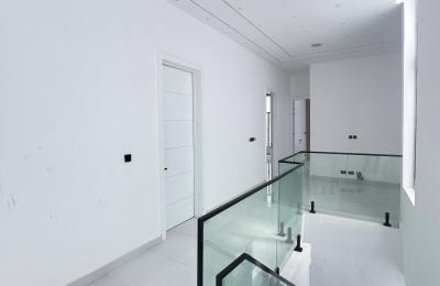 4 BEDROOM DETACHED DUPLEX WITH SWIMMING POOL FOR SALE