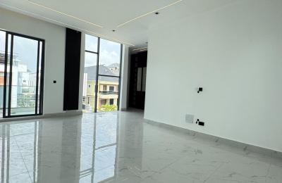 5 BEDROOM DETACHED DUPLEX