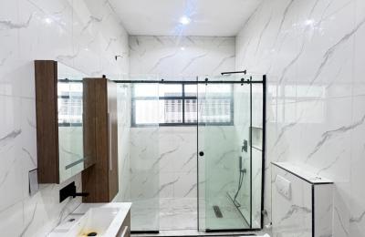 5 BEDROOM DETACHED DUPLEX WITH A SWIMMING POOL