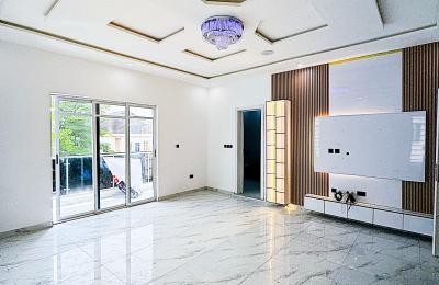 5 BEDROOM DETACHED DUPLEX