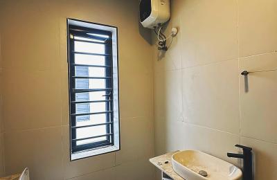4 BEDROOM SEMI DETACHED DUPLEX