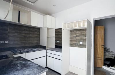 4 BEDROOM TERRACE DUPLEX