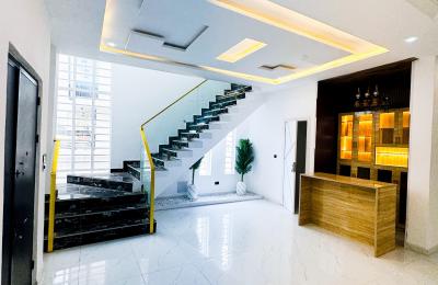 5 BEDROOM DETACHED DUPLEX