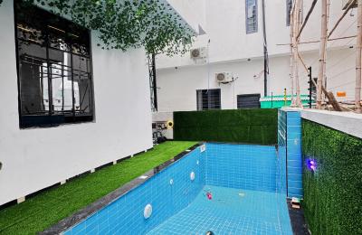 5 BEDROOM DETACHED DUPLEX WITH A SWIMMING POOL