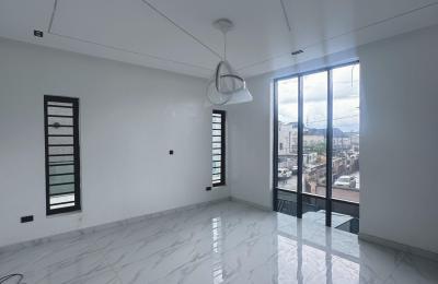 4 BEDROOM DETACHED DUPLEX FOR SALE