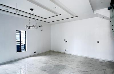 5 BEDROOM DETACHED DUPLEX