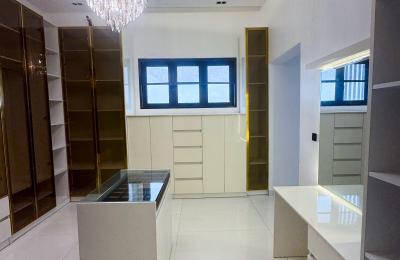5 BEDROOM DETACHED DUPLEX WITH A SWIMMING POOL