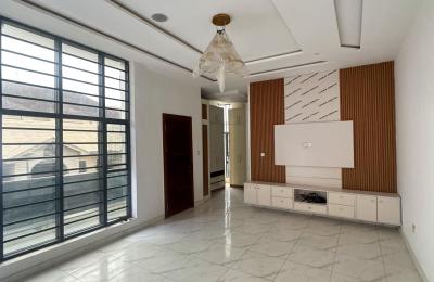 5 BEDROOM DETACHED DUPLEX