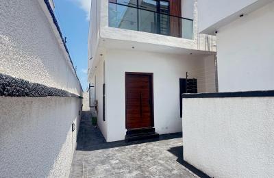 4 BEDROOM SEMI DETACHED DUPLEX