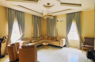 5 BEDROOM DETACHED DUPLEX