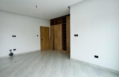 4 BEDROOM SEMI DETACHED DUPLEX