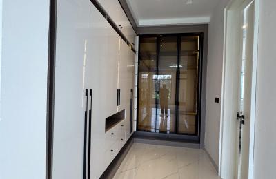 5 BEDROOM DETACHED DUPLEX