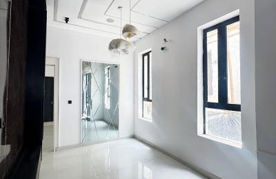5 BEDROOM DETACHED DUPLEX WITH A SWIMMING POOL