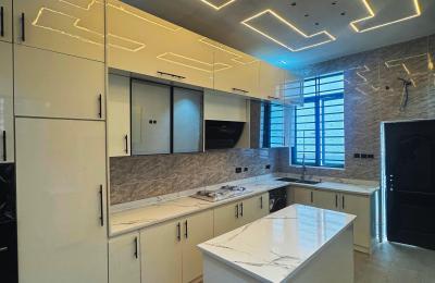 4 BEDROOM DETACHED DUPLEX FOR SALE