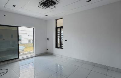 4 BEDROOM DETACHED DUPLEX FOR SALE