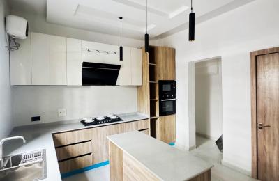 4 BEDROOM SEMI DETACHED DUPLEX
