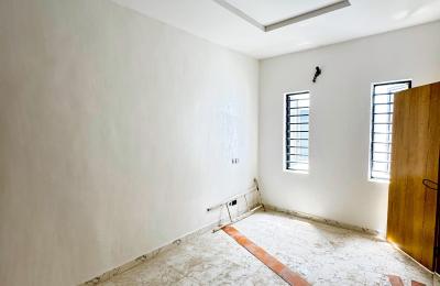 4 BEDROOM TERRACE DUPLEX