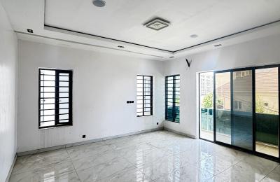4 BEDROOM DETACHED DUPLEX FOR SALE