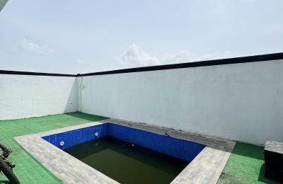 5 BEDROOM DETACHED DUPLEX WITH A SWIMMING POOL