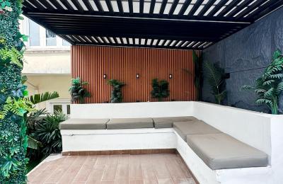 5 BEDROOM DETACHED DUPLEX WITH A SWIMMING POOL