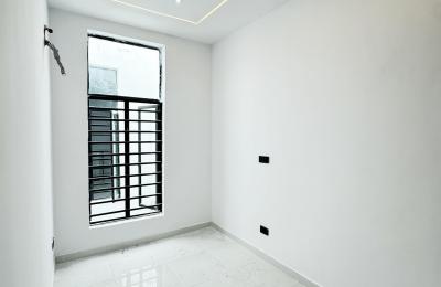 4 BEDROOM SEMI DETACHED DUPLEX
