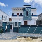 5 BEDROOM DETACHED DUPLEX