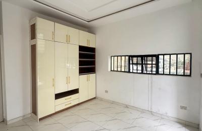 5 BEDROOM DETACHED DUPLEX