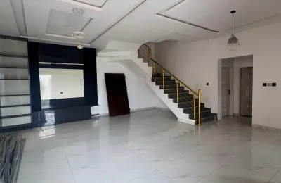 4 Bedroom Semi-detached duplex